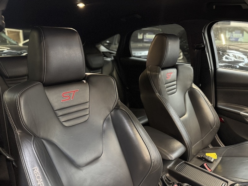 Used Ford Focus 2015 for sale - 77227886: Photo 12