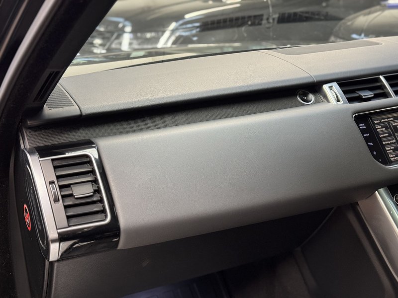 Used Land Rover Range Rover Sport 2015 for sale - 77313781: Photo 32