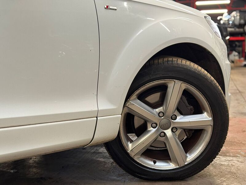 Used Audi Q7 2014 for sale - 76578150: Photo 25