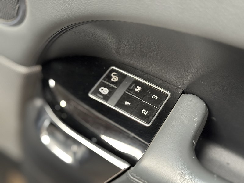 Used Land Rover Range Rover Sport 2015 for sale - 76292201: Photo 15