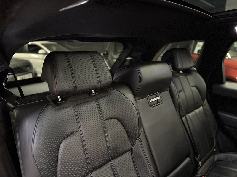 Used Land Rover Range Rover Sport 2015 for sale - 76292201: Photo 18