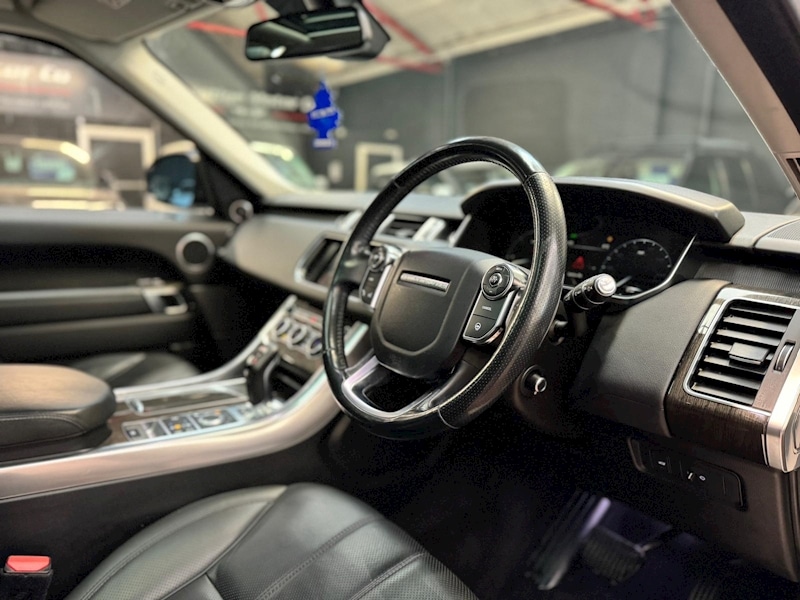 Used Land Rover Range Rover Sport 2015 for sale - 78040286: Photo 9