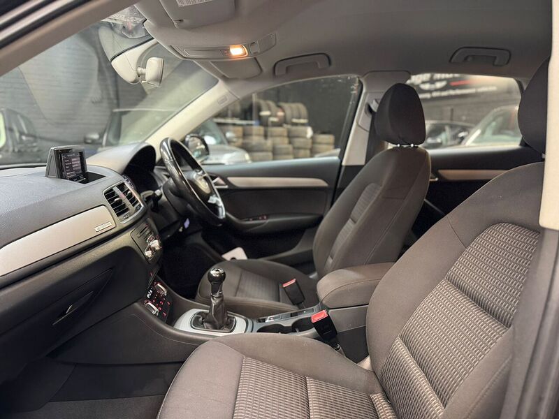 Used Audi Q3 2013 for sale - 77318641: Photo 21