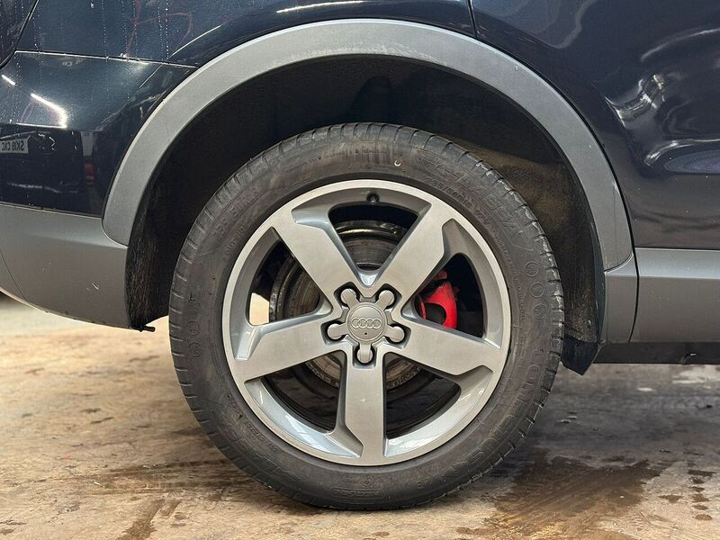 Used Audi Q3 2013 for sale - 77318641: Photo 25