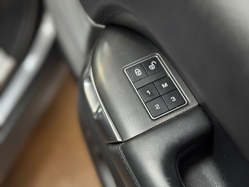 Used Land Rover Range Rover Sport 2017 for sale - 77568342: Photo 12