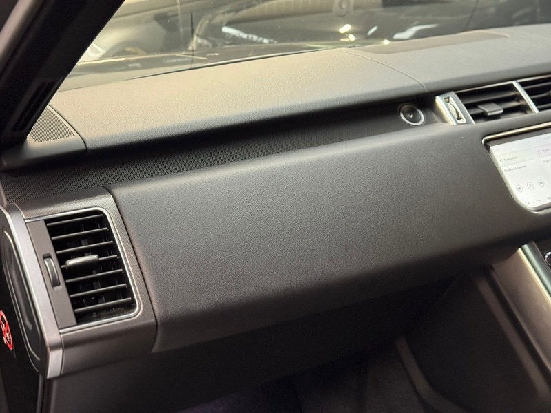 Used Land Rover Range Rover Sport 2017 for sale - 77568342: Photo 17