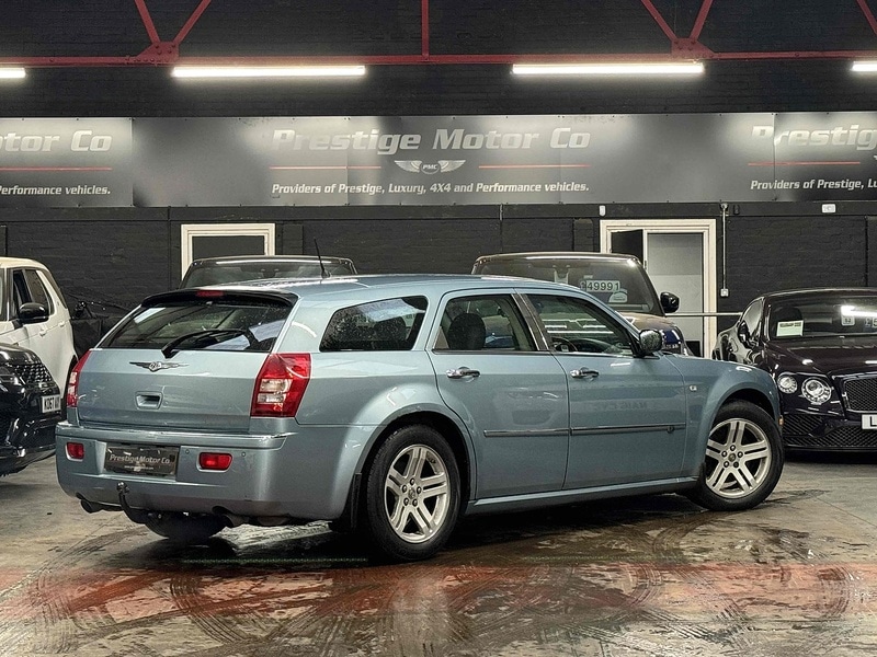 Used Chrysler 300C 2010 for sale - 76686803: Photo 3