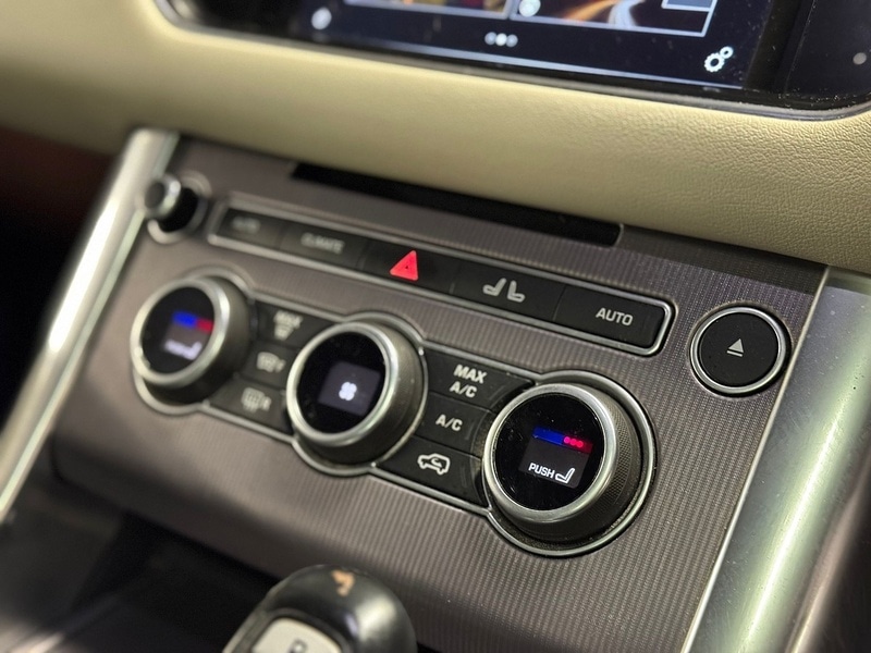 Used Land Rover Range Rover Sport 2016 for sale - 76808348: Photo 10