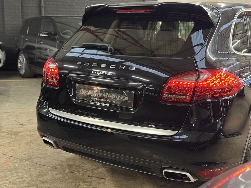 Used Porsche Cayenne 2013 for sale - 76119381: Photo 18