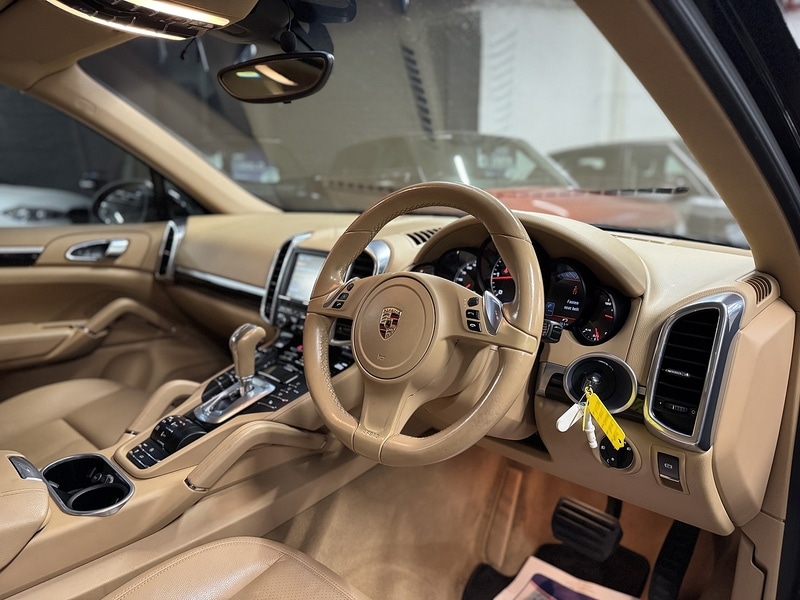 Used Porsche Cayenne 2013 for sale - 76119381: Photo 8