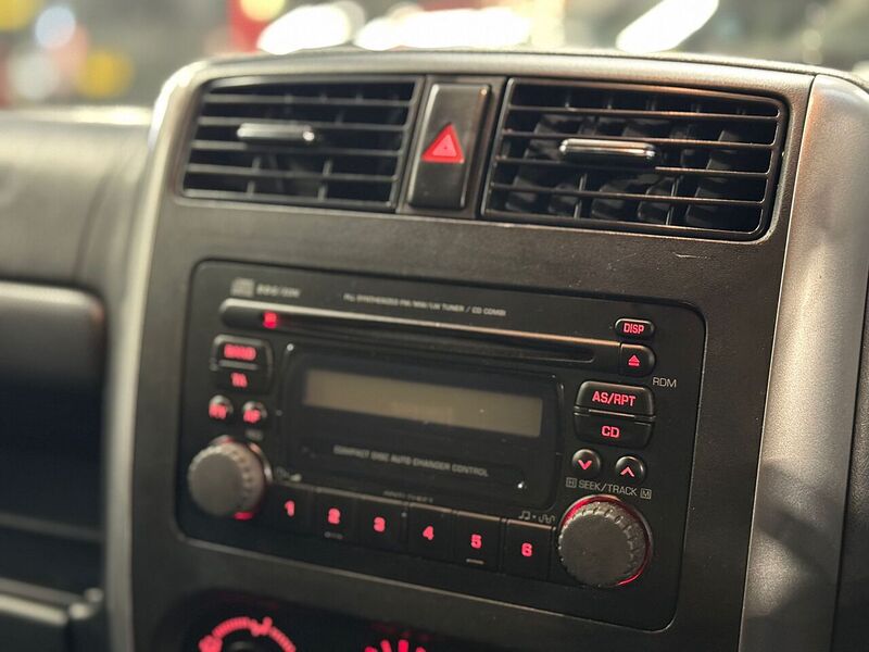 Used Suzuki Jimny 2011 for sale - 77461171: Photo 9