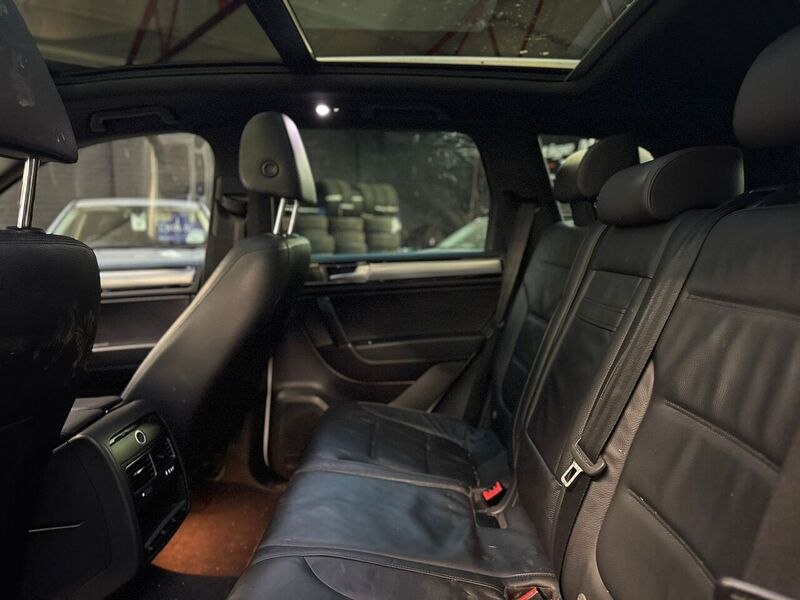 Used Volkswagen Touareg for sale - 77311366: Photo 16