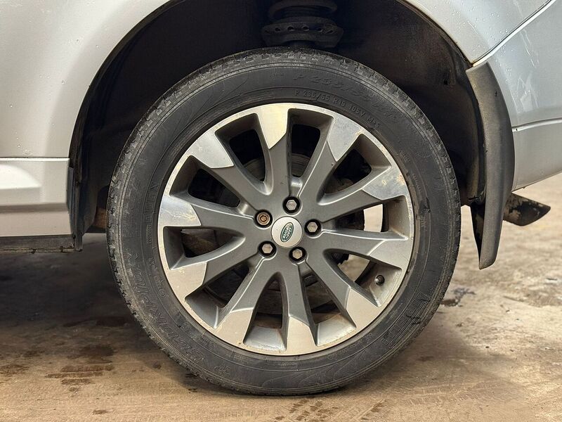 Used Land Rover Freelander 2 2011 for sale - 76274500: Photo 28