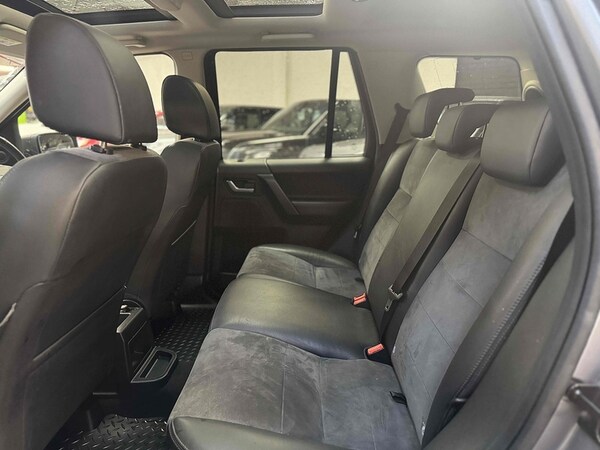 Used Land Rover Freelander 2 2011 for sale - 74662882: Photo 18