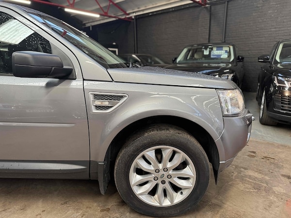 Used Land Rover Freelander 2 2011 for sale - 74662882: Photo 22