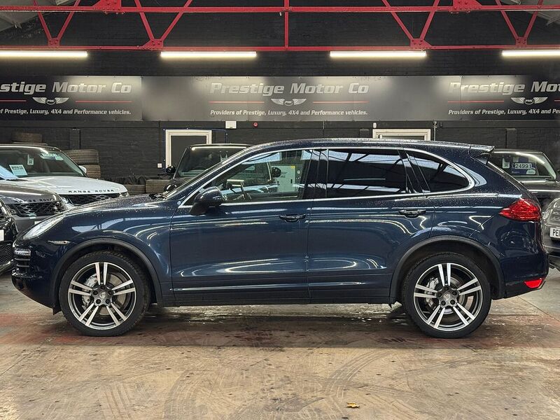 Used Porsche Cayenne 2010 for sale - 76274502: Photo 5