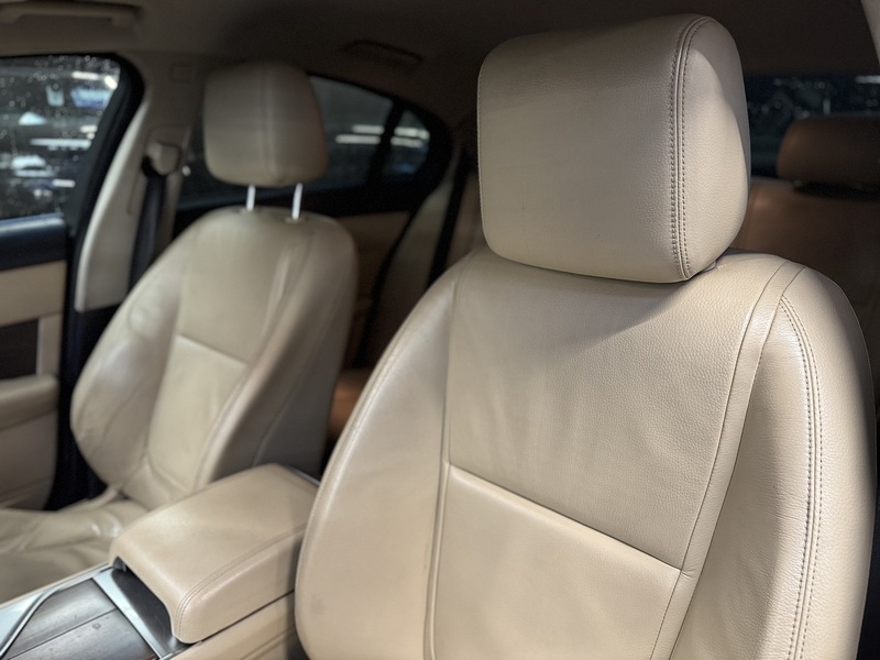 Used Jaguar XF 2012 for sale - 76510387: Photo 18