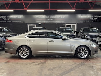 Used Jaguar XF 2012 for sale - 76510387: Photo