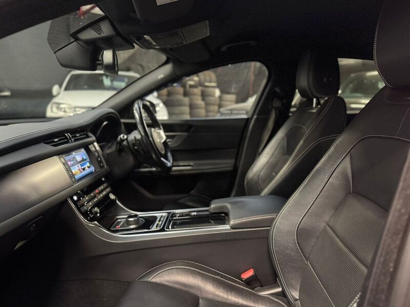 Used Jaguar XF 2017 for sale - 77629976: Photo 19