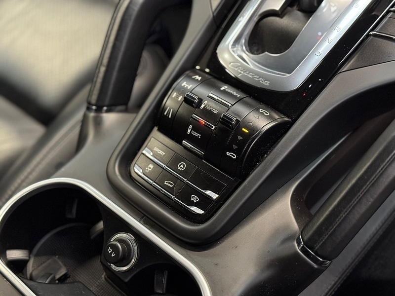 Used Porsche Cayenne 2013 for sale - 77508096: Photo 10