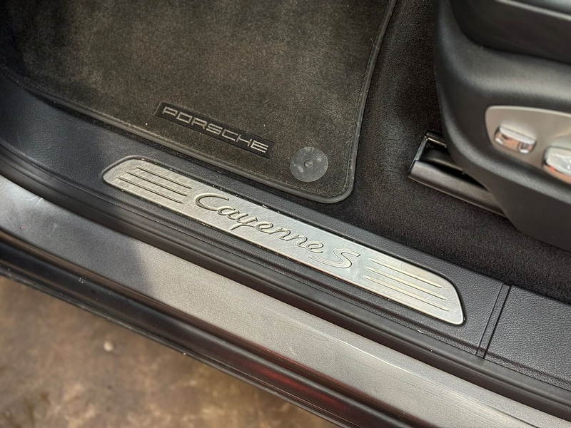 Used Porsche Cayenne 2013 for sale - 77508096: Photo 17