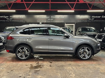 Used Porsche Cayenne 2013 for sale - 77508096: Photo