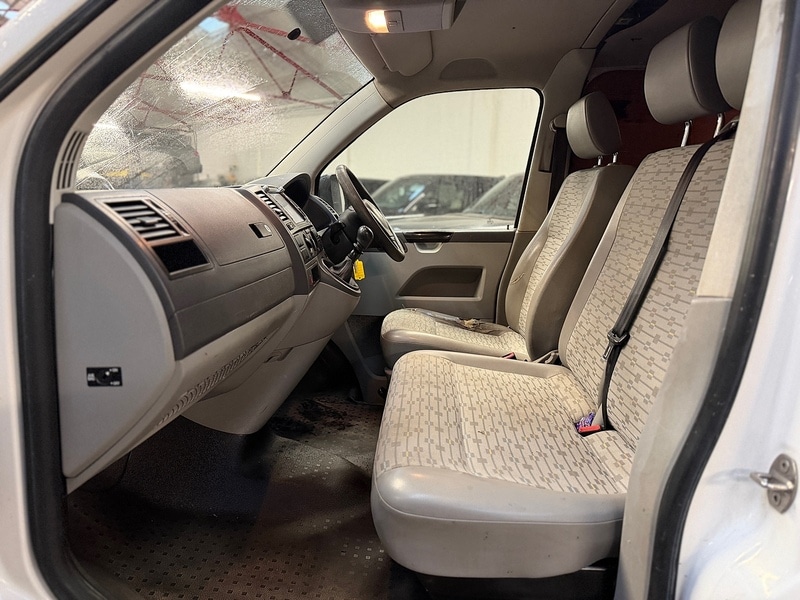 Used Volkswagen Transporter 2013 for sale - 77007783: Photo 16