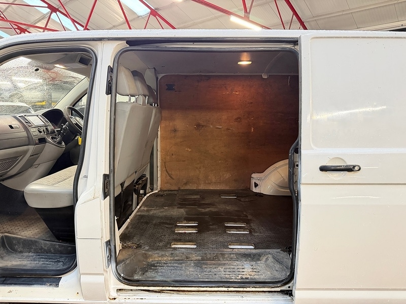Used Volkswagen Transporter 2013 for sale - 77007783: Photo 17