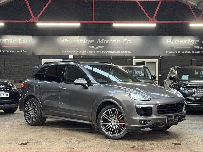 Used Porsche Cayenne 2015 for sale - 76119378: Photo 2
