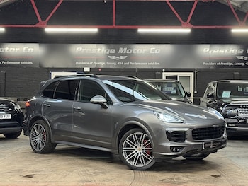 Used Porsche Cayenne 2015 for sale - 76119378: Photo