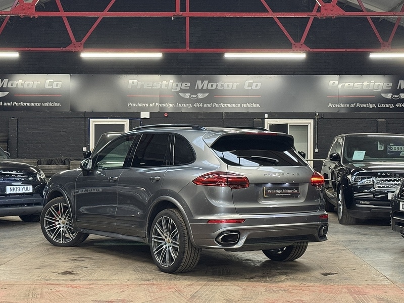 Used Porsche Cayenne 2015 for sale - 76119378: Photo 5