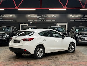 Used Mazda Mazda3 2015 for sale - 79005518: Photo