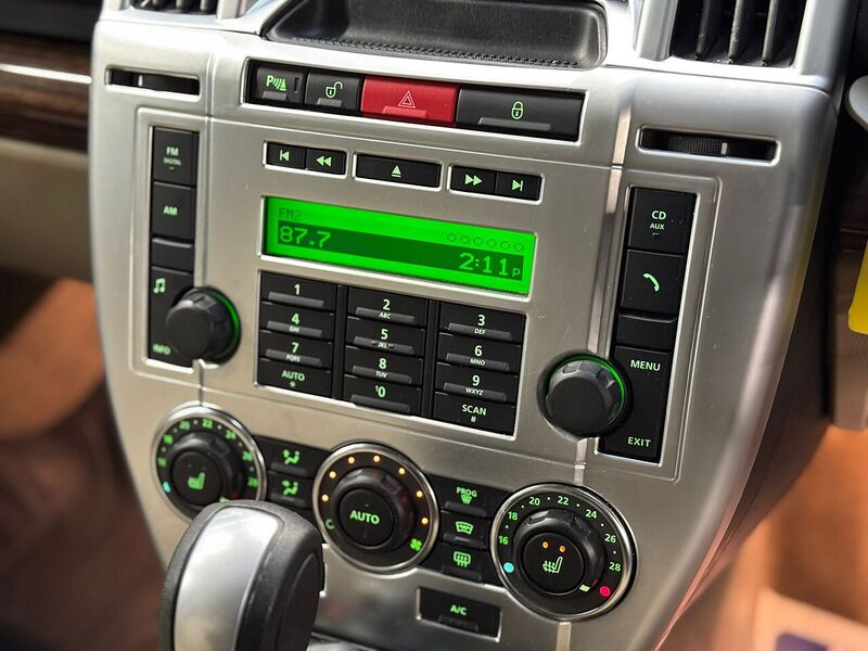 Used Land Rover Freelander 2 2009 for sale - 77370272: Photo 10