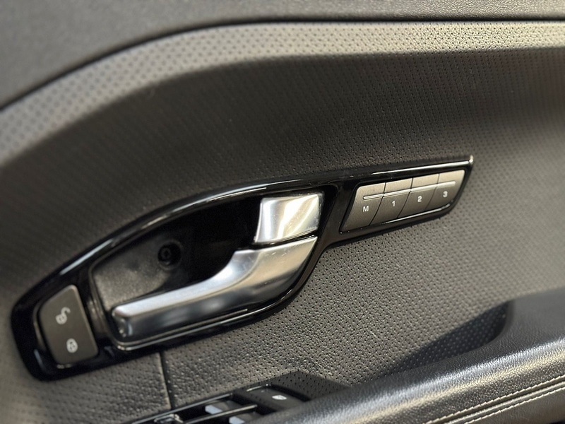 Used Land Rover Range Rover Evoque 2013 for sale - 77508101: Photo 12