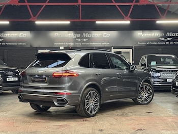 Used Porsche Cayenne 2015 for sale - 79434362: Photo