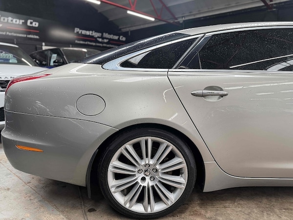 Used Jaguar XJ 2012 for sale - 76334080: Photo 20
