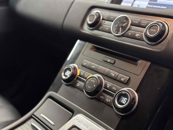 Used Land Rover Range Rover Sport 2012 for sale - 71795236: Photo 10