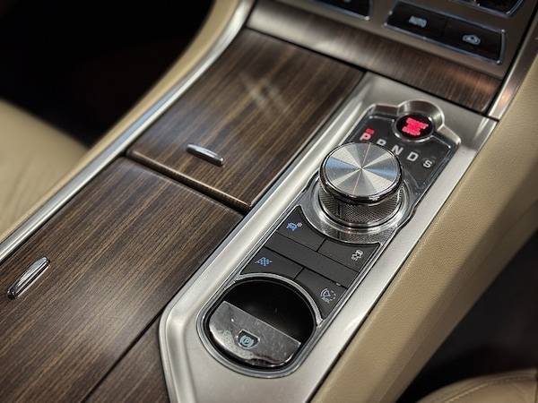 Used Jaguar XF 2012 for sale - 76320268: Photo 10
