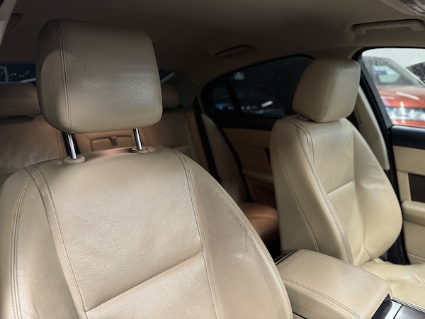 Used Jaguar XF 2012 for sale - 76320268: Photo 11
