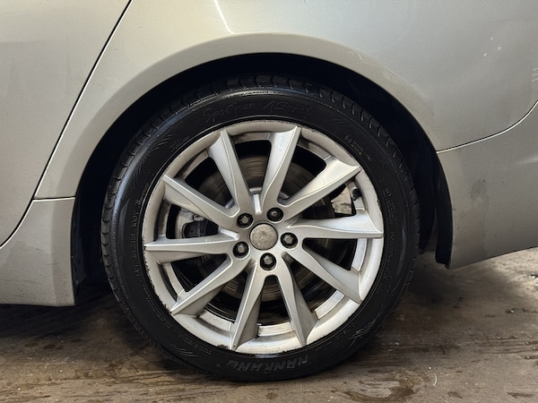 Used Jaguar XF 2012 for sale - 76320268: Photo 25