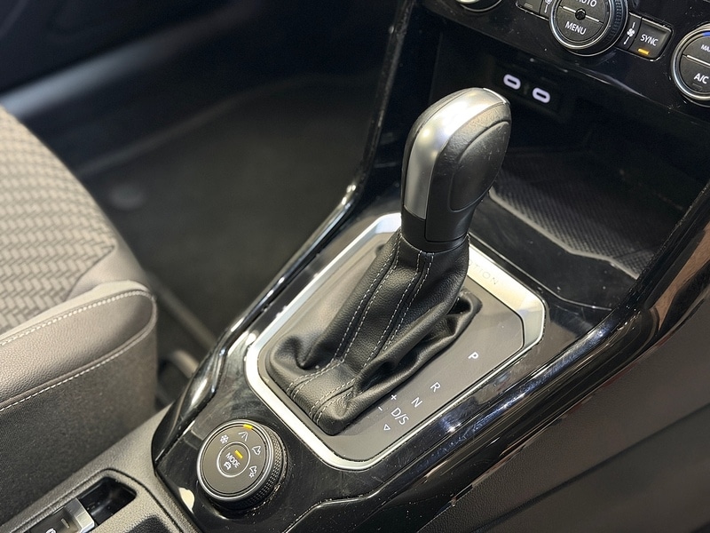 Used Volkswagen T-Roc 2020 for sale - 77003345: Photo 12