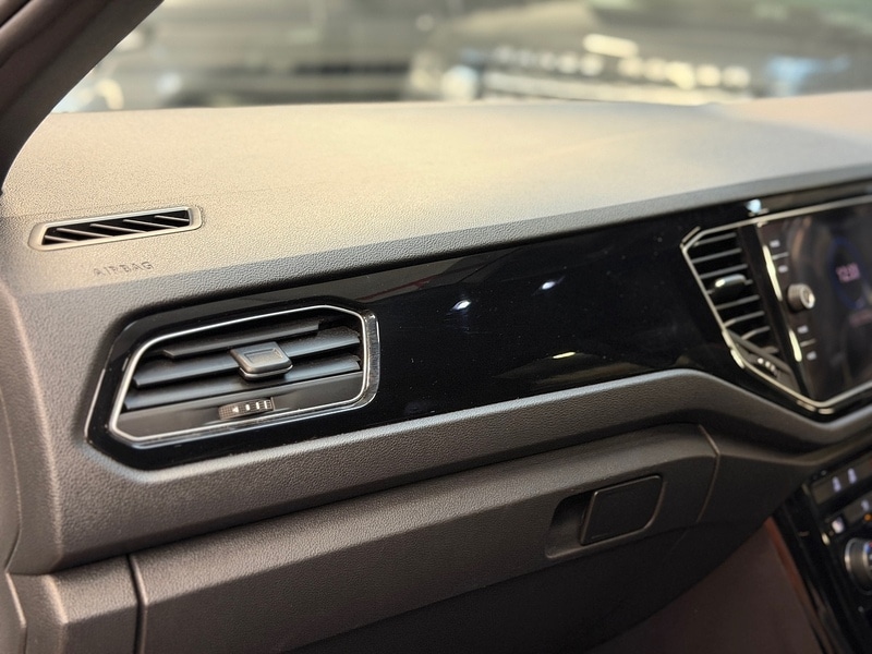 Used Volkswagen T-Roc 2020 for sale - 77003345: Photo 13