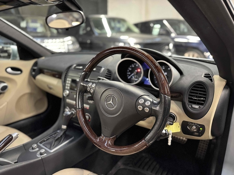 Used Mercedes-Benz SLK 2004 for sale - 76065043: Photo 10