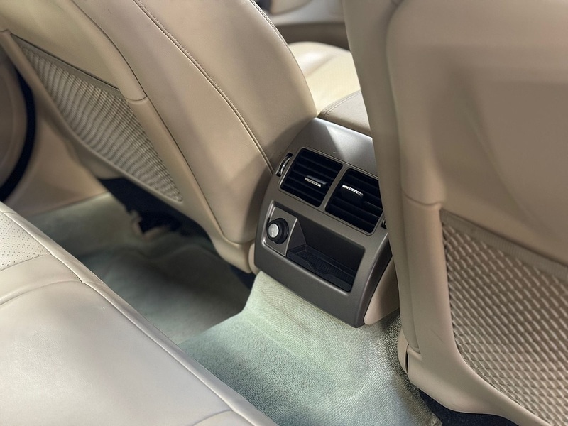 Used Jaguar XF 2010 for sale - 76855315: Photo 23