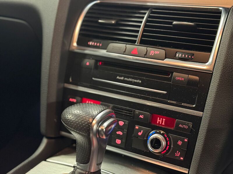 Used Audi Q7 2012 for sale - 77165090: Photo 10