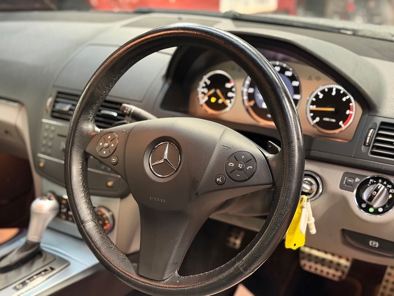 Used Mercedes-Benz C Class 2008 for sale - 76950854: Photo 8