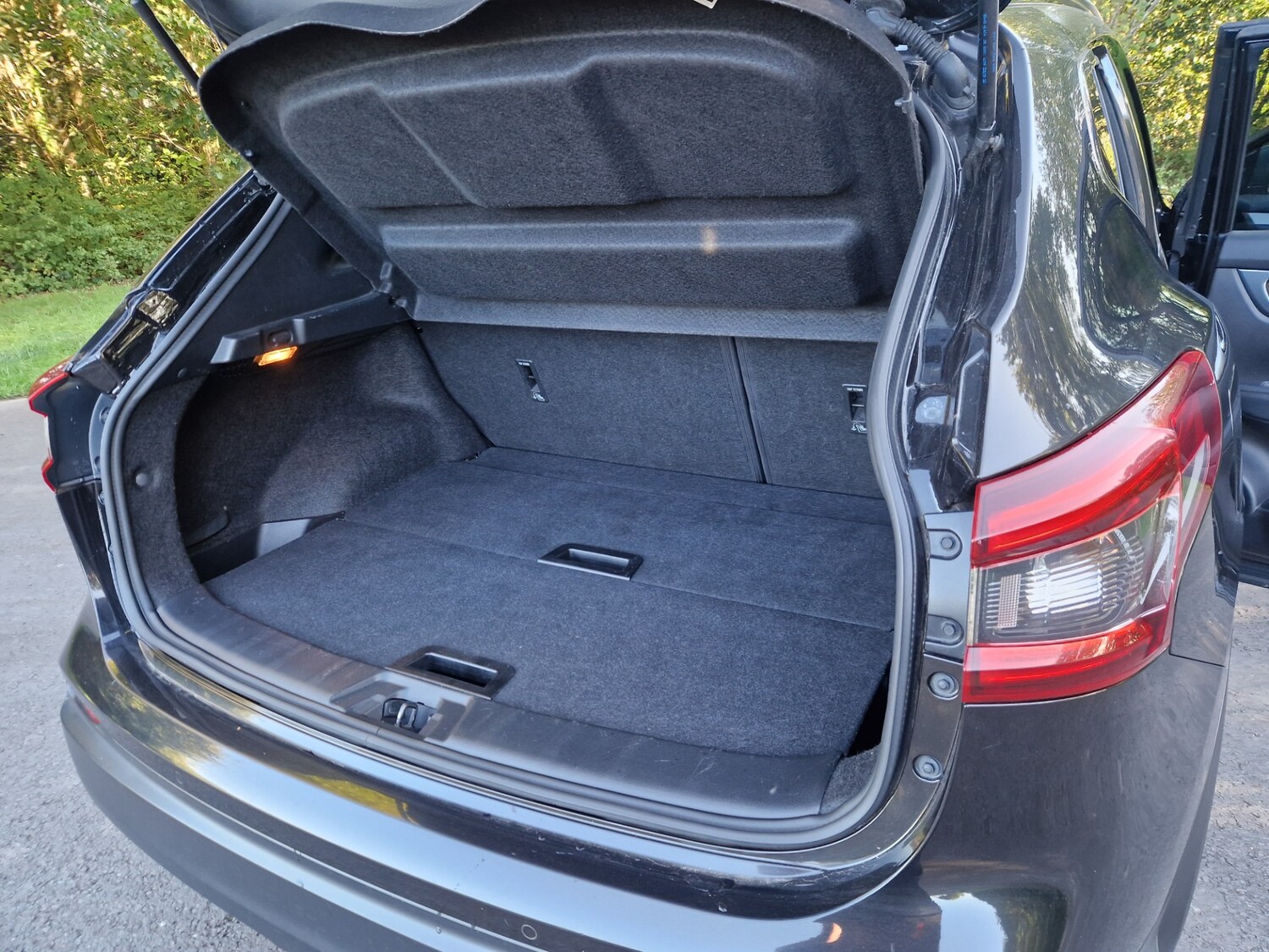 Used Nissan Qashqai 2018 for sale - 75932954: Photo 13