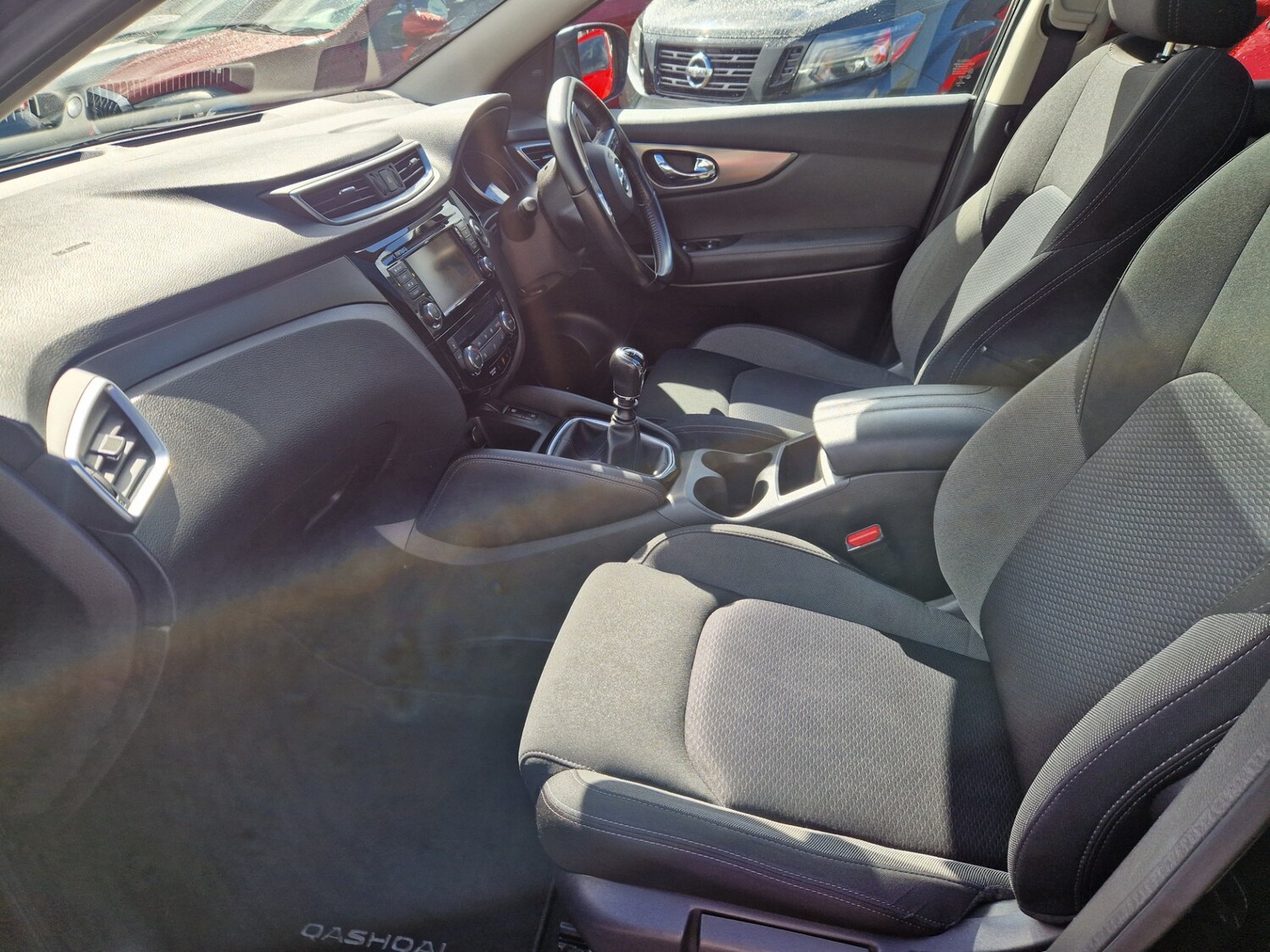 Used Nissan Qashqai 2018 for sale - 75932954: Photo 6