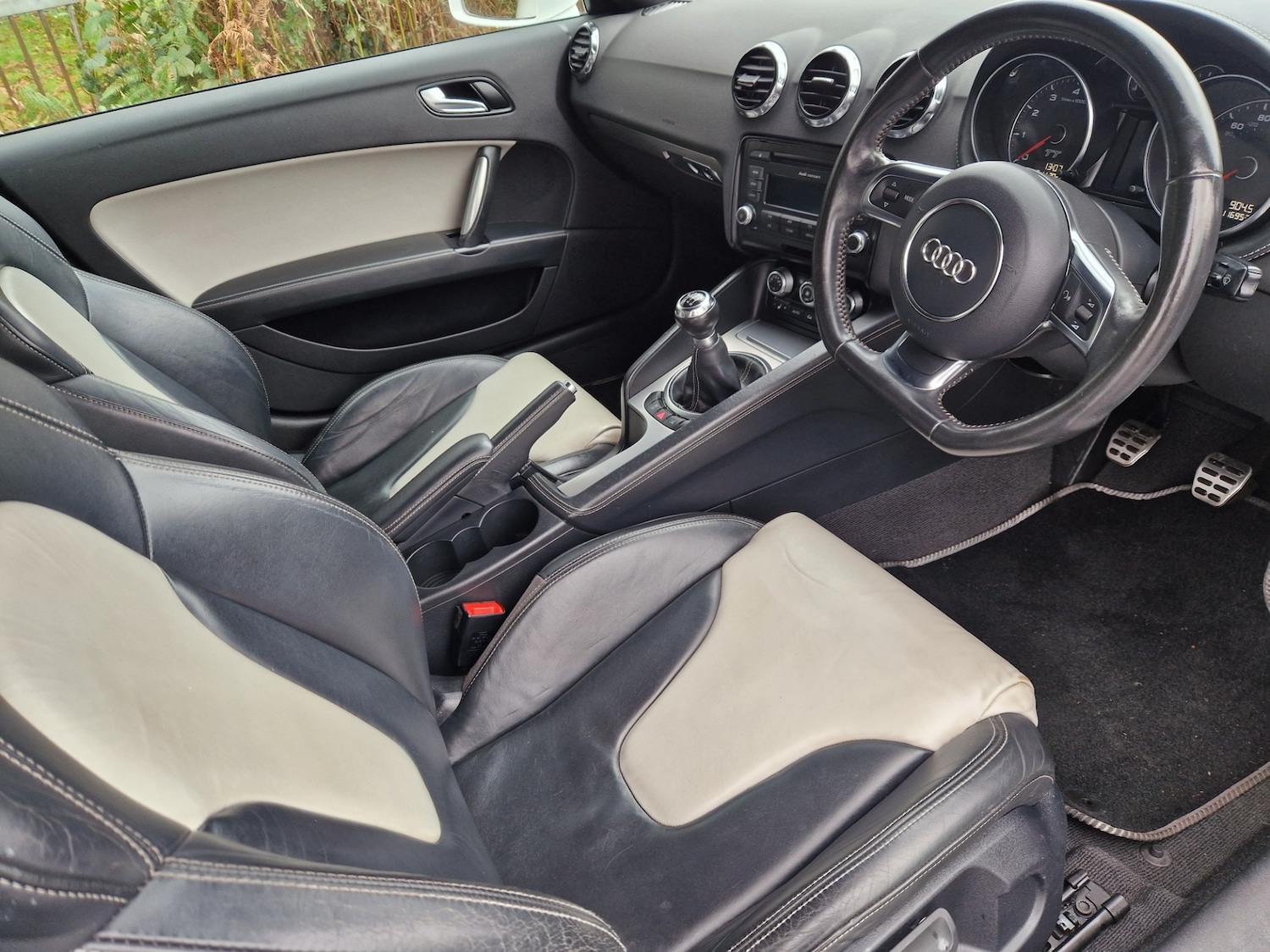 Used Audi TT 2011 for sale - 76450002: Photo 10