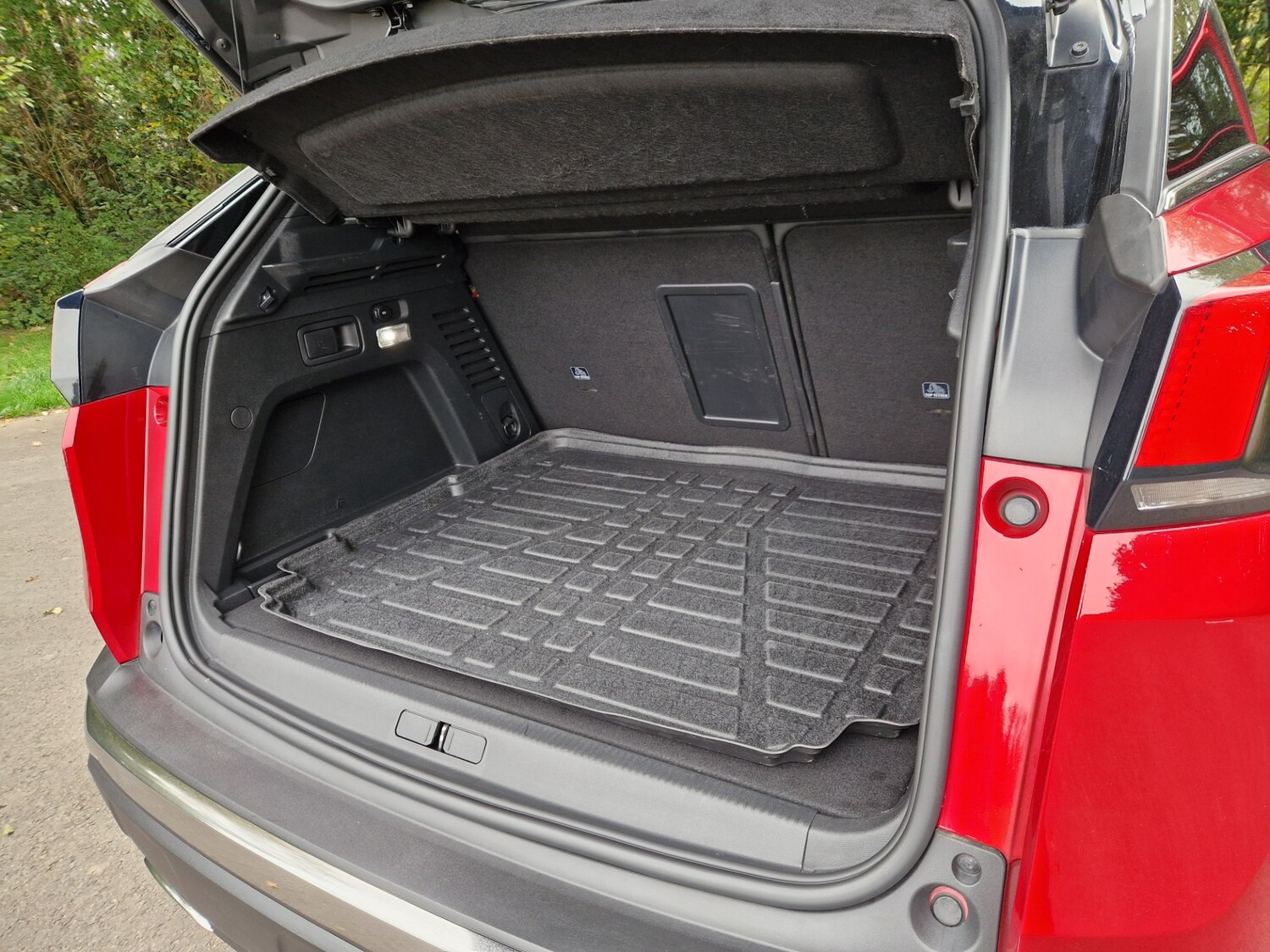 Used Peugeot 3008 2020 for sale - 76252805: Photo 10